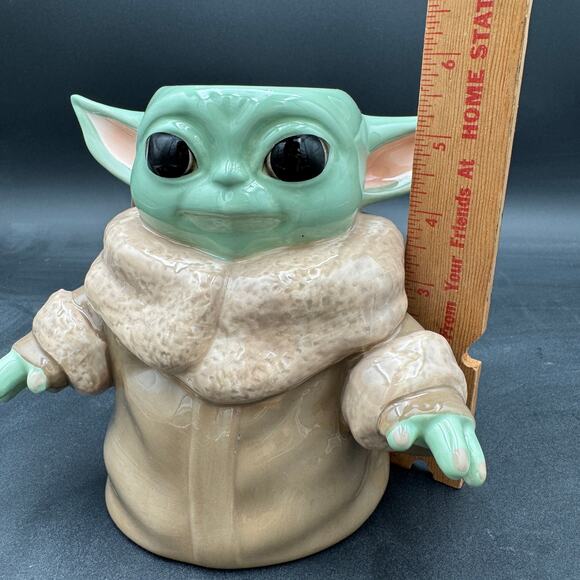 Star Wars Yoda Mug - Picture 8 of 8